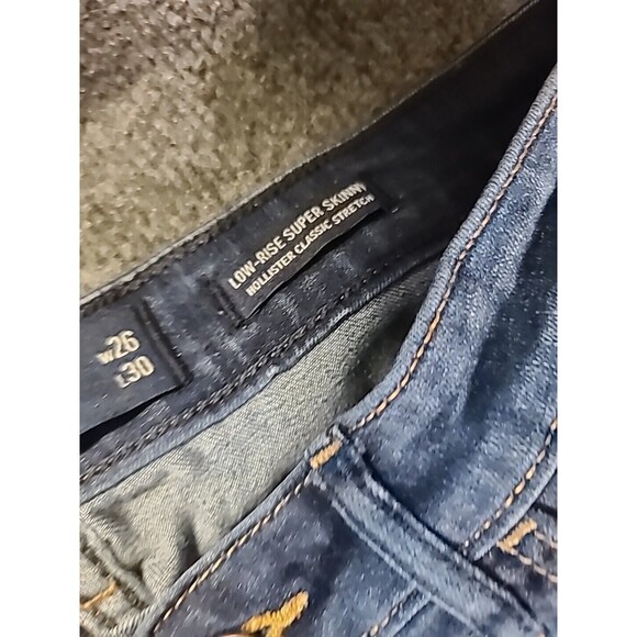 Hollister Women's Size 3R W26 L30 Dark Distressed Super Skinny Stretchy Jeans - Picture 3 of 8